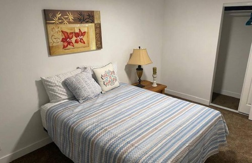 Tooele House | Modern 7 bedroom 4 bathroom home Tooele 16 Guests