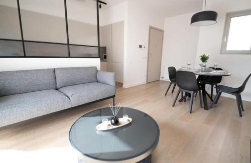 Kaisariani Apartment | Modern 7th-floor apartment with city view (FORM G2)