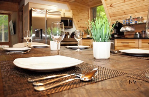 Stanton Cabin | Modern A-Frame-Hot Tub-Gaming Area-EV Charger-10 Minutes to Slade