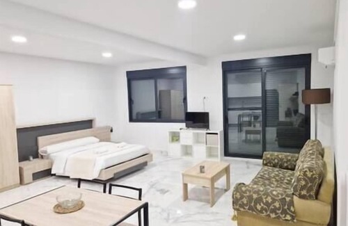 Llocnou de la Corona Apartment | Modern accommodation in Valencia