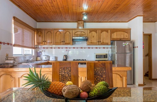 Anse Royale House | Modern Accommodation- Near Spectacular Beaches