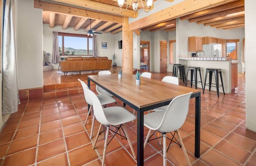 Ranchos De Taos House | Modern Adobe - Hot Tub - Game Room - Close to Ski Resorts- 10 min to Downtown!