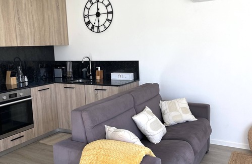Villenave-d'Ornon House | Modern air-conditioned house with garden!