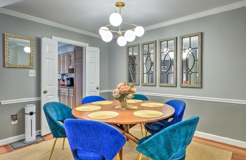 Rose Hill House | Modern Alexandria Townhome 6 Mi to Old Town!