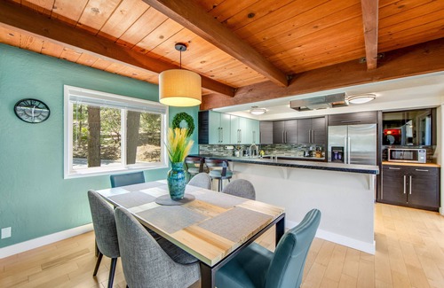 Lake Arrowhead House | Modern alpine escape with two decks, grill, private sauna, fireplace