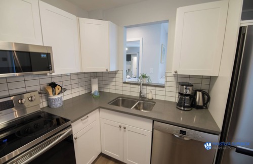 Blackcomb Condo | Modern and bright Snowberry condo on Blackcomb Mountain