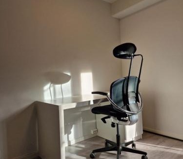 Toyen Apartment | Modern and Central Apartment, 6 mins to Oslo City
