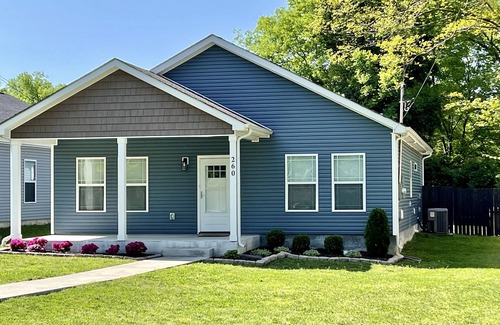 Heron Walk House | Modern and Charming Cottage