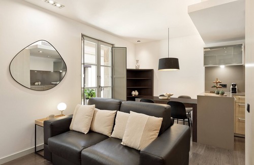 Gothic Quarter Apartment | Modern and comfortable studio in the heart of the city