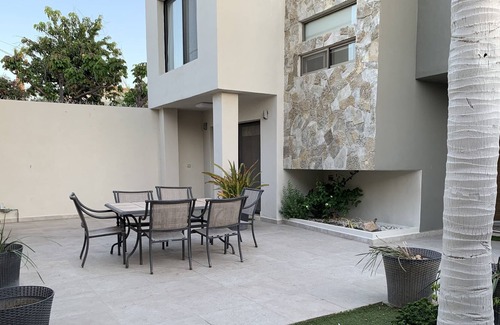 La Paz Other | Modern and comfortable residence with pool, barbecue and large patios