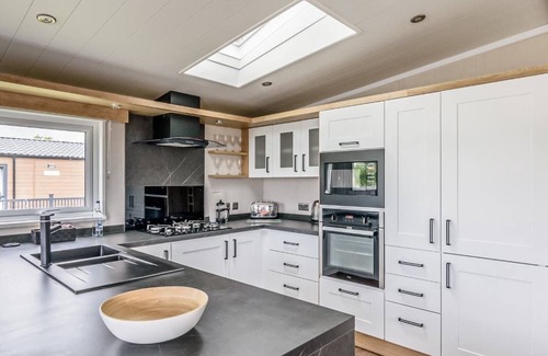 Potterhanworth House | Modern and contemporary holiday home perfect for a family holiday escape.