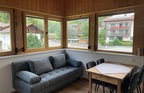 Sillian Apartment | Modern and cosy holiday flat near Heinfels Castle and the Thurntaler ski area