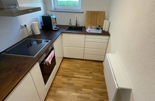 Reutlingen-Sickenhausen Apartment | Modern and cozy 1 room apartment with modern bathroom