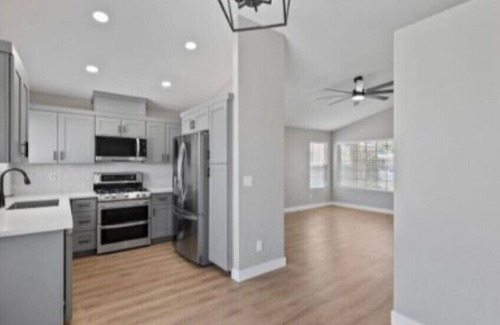 Las Vegas House | Modern and Cozy 2-Bedroom Home in Vibrant Las Vegas, Nevada!