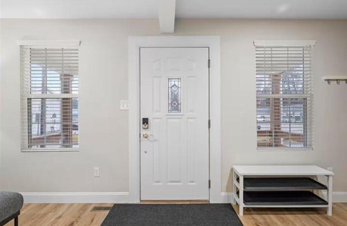 Bakerstown House | Modern and Cozy 3BD Home in Gibsonia-Pittsburgh
