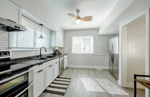 Holland House | Modern and Cozy Home close to Downtown Holland