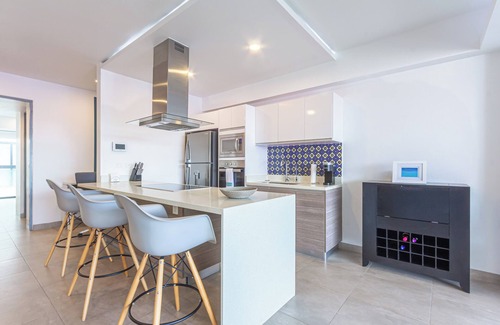 Centro Condo | Modern and Luxurious New Condo