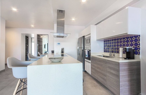 Centro Condo | Modern and Luxurious New Condo
