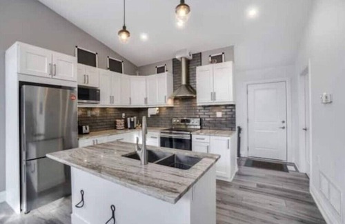 Tiny Cottage | Modern and luxurious cottage in Tinyn