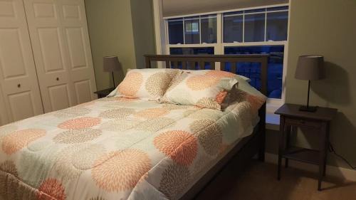 Traverse City House | Modern and Pristine Condo -By the GT Commons