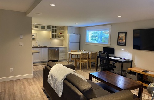 Gordon Head House | Modern and Private 1 Bedroom Suite.