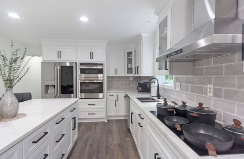 Fort Washington House | Modern and Spacious 4-bedroom house close to DC and National Harbor