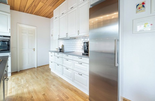Haaleiti House | Modern and Spacious house in Langagerði - Birta Rentals