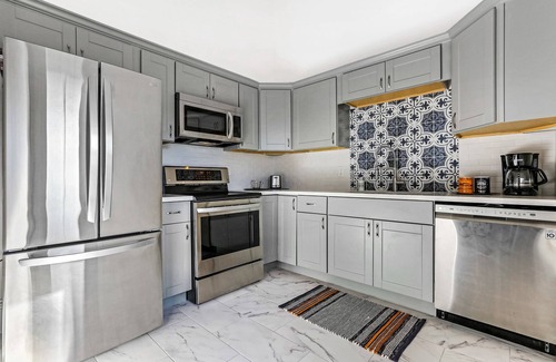 Faubourg Lafayette House | Modern and Spacious House | Heated Pool | Near FQ