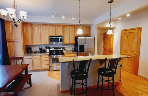 Winter Park Condo | Modern and spacious 1 bdrm condo - walk to everything in downtown Winter Park!