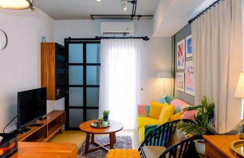 Cipulir Apartment | Modern and Stylish 2BR Pakubuwono Terrace Apartment By Travelio