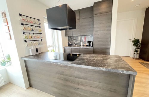 Haaleiti Apartment | Modern and stylish apartment with amazing view over Reykjavik