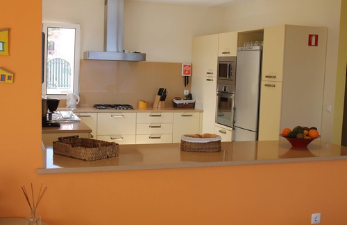 Campo de Baixo House | Modern and sunny beach house with porch, barbecue and panoramic sea views