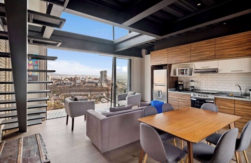 Queretaro Apartment | Modern apartment with city views