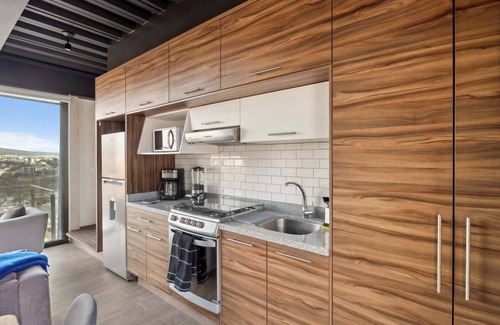 Queretaro Apartment | Modern apartment with city views