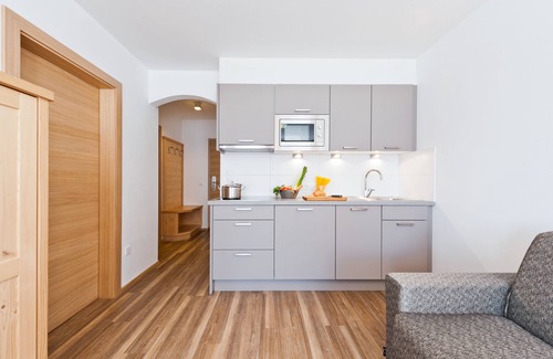 Huiben Apartment | Modern Apartment with wellness area in the middle of nature