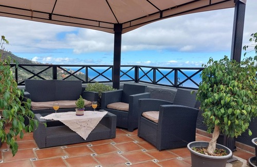 El Guincho Apartment | Modern apartment with balcony and sea view