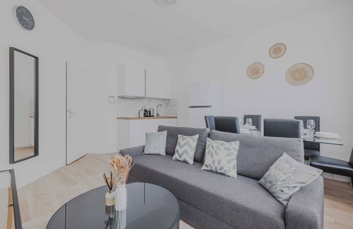 Levallois-Perret Apartment | Modern Apartment - 2BR/6P- Levallois-Perret