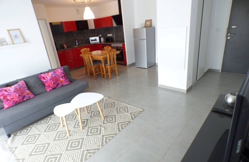 Les Sablettes Apartment | Modern apartment in new residence in Mar Vivo