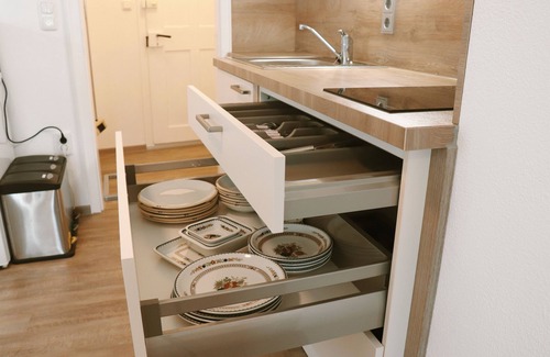 Kraiburg Apartment | ✰ Modern apartment ✰ 1-2 pers | parking | WLAN