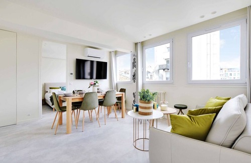 8th Arrondissement Apartment | Modern apartment - 2BR/6P - Faubourg-du-Roule