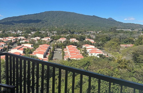 Santa Tecla Apartment | Modern Apartment 901 with Panoramic Volcano View - Santa Tecla