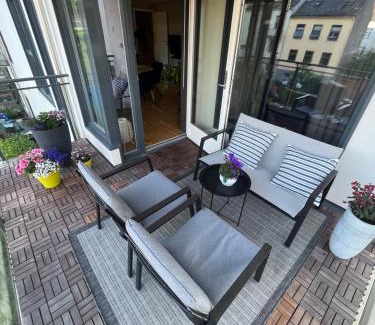 Arstad Apartment | Modern Apartment - Amazing Terrace and Fjord View, Close to City Center