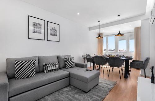 Mina Apartment | Modern Apartment by CM Properties