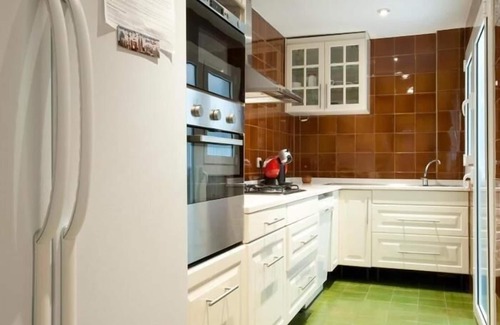 Les Corts Apartment | Modern apartment close to the Camp Nou Stadium