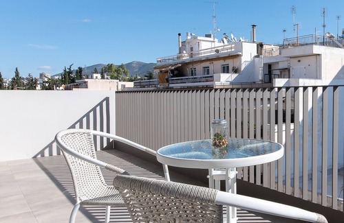 Kaisariani Apartment | Modern apartment close to Athens city center (Form F2)