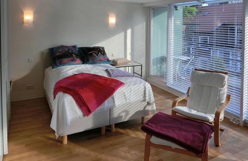 Pempelfort Apartment | Modern apartment with flair in the heart of Düsseldorf with free WiFi