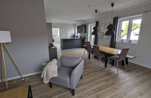 Vilgertshofen Apartment | Modern apartment in Pflugdorf