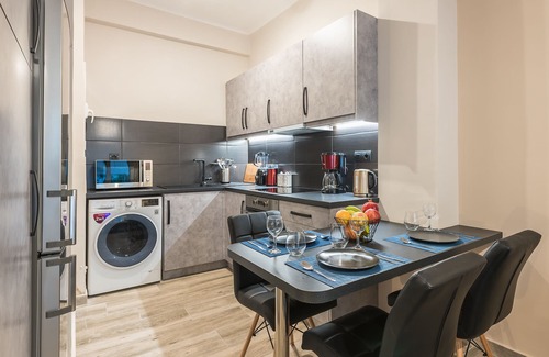 Exarhia Apartment | Modern Apartment Downtown Athens
