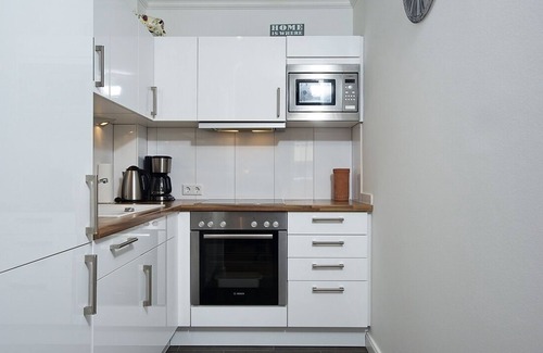 Westerland Apartment | Modern apartment for 2 people with balcony and parking space right on the beach