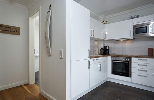 Westerland Apartment | Modern apartment for 2 people with balcony and parking space right on the beach
